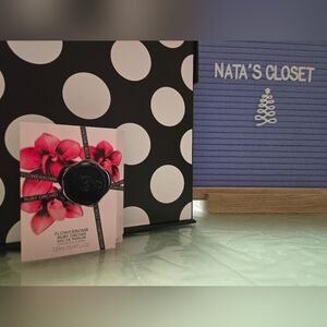 10/$25✨️V&R Flowerbomb Ruby Orchid ✨️